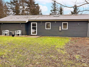 Holiday home Vesløs IV